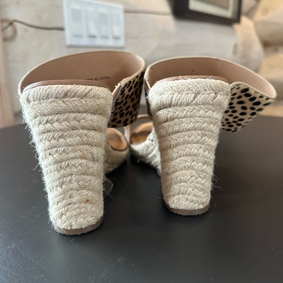 Leopard Slip on Wedge 8.5 - Picture 2 of 4